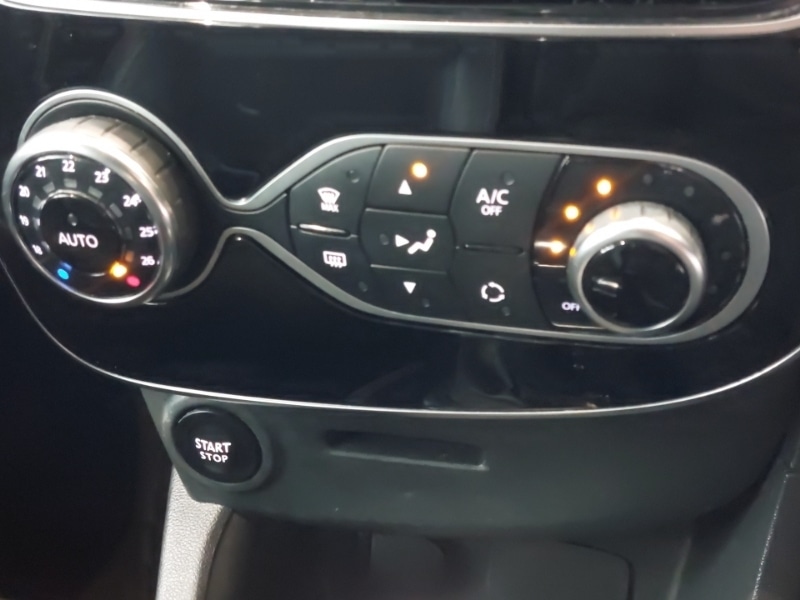 Used Renault Clio 2017 for sale - 78033200: Photo 18