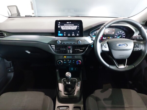 Used Ford Focus 2019 for sale - 76172170: Photo 2