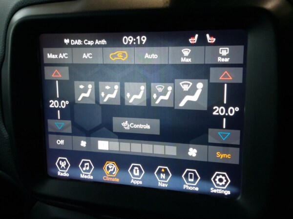 Used Jeep Renegade 2021 for sale - 76335969: Photo 19