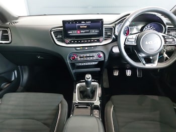 Used Kia XCeed 2023 for sale - 78113205: Photo