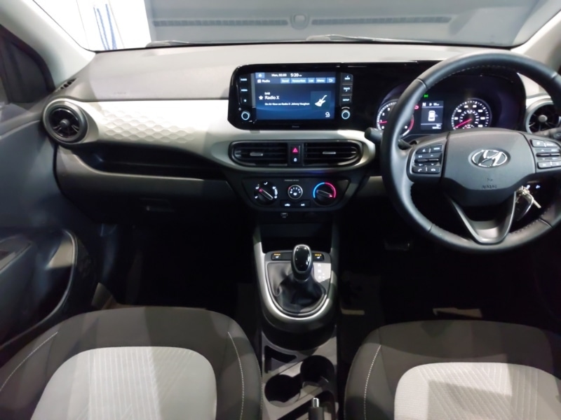 Used Hyundai i10 2020 for sale - 77722022: Photo 2