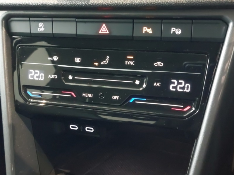 Used Volkswagen T-Roc 2022 for sale - 76970400: Photo 16