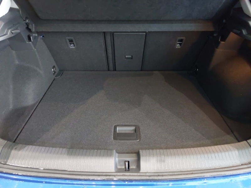 Used Volkswagen T-Roc 2022 for sale - 76970400: Photo 8