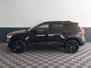 Used Volvo XC40 2025 for sale - 78977015: Photo