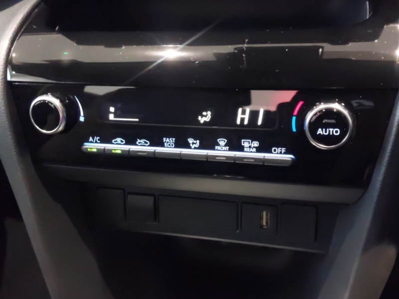 Used Toyota Yaris Cross 2023 for sale - 77852523: Photo 17