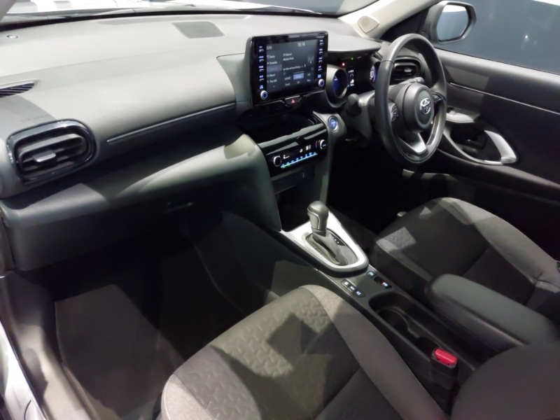 Used Toyota Yaris Cross 2023 for sale - 77852523: Photo 5