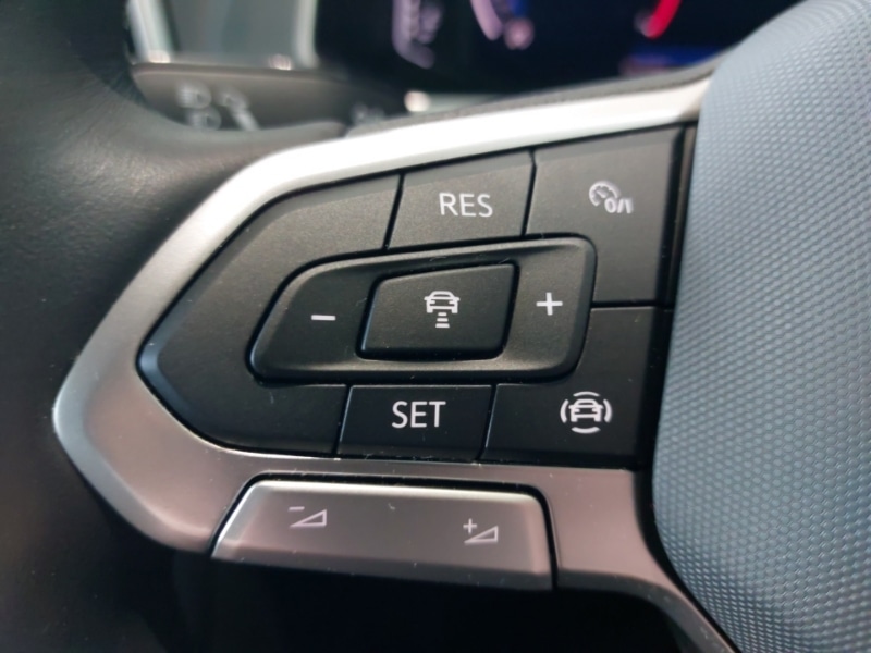 Used Volkswagen T-Roc 2022 for sale - 76885369: Photo 14