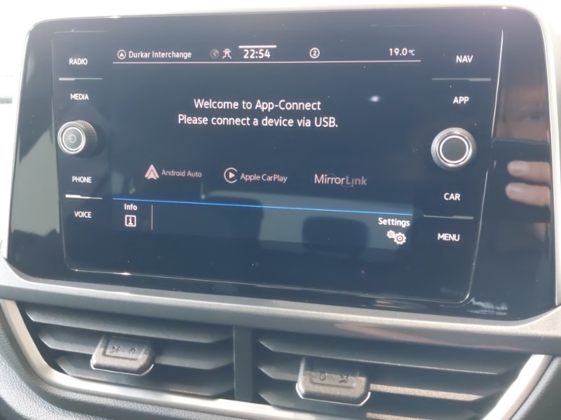 Used Volkswagen T-Roc 2022 for sale - 76885369: Photo 17