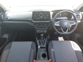Used Volkswagen T-Cross 2024 for sale - 76779948: Photo
