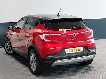 Used Renault Captur 2022 for sale - 77024785: Photo