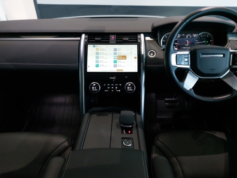 Used Land Rover Discovery 2022 for sale - 77126529: Photo 2