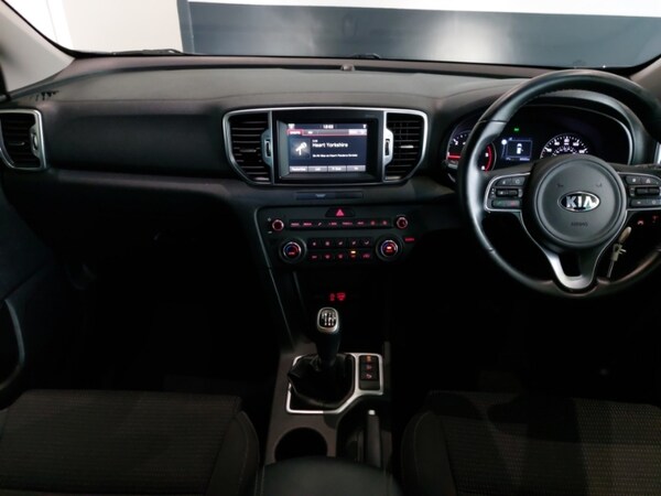Used Kia Sportage 2017 for sale - 76325840: Photo 2
