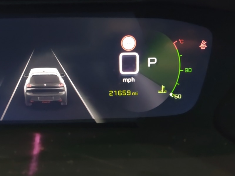 Used Peugeot 208 2021 for sale - 77115121: Photo 13