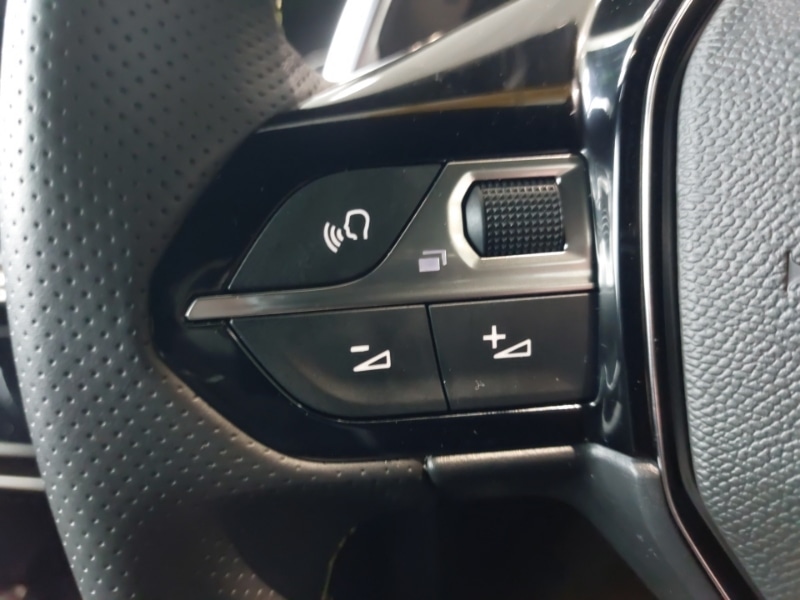 Used Peugeot 208 2021 for sale - 77115121: Photo 14