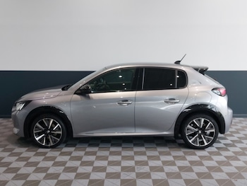 Used Peugeot 208 2021 for sale - 77115121: Photo