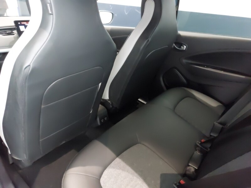 Used Renault Zoe 2020 for sale - 77816204: Photo 6