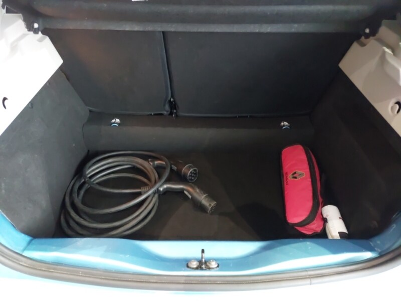 Used Renault Zoe 2020 for sale - 77816204: Photo 8