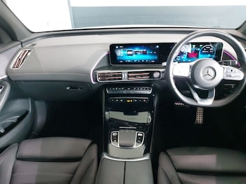 Used Mercedes-Benz EQC 2020 for sale - 78624899: Photo