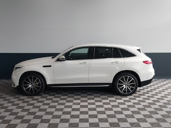 Used Mercedes-Benz EQC 2020 for sale - 78624899: Photo