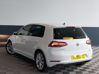 Used Volkswagen Golf 2019 for sale - 78778278: Photo