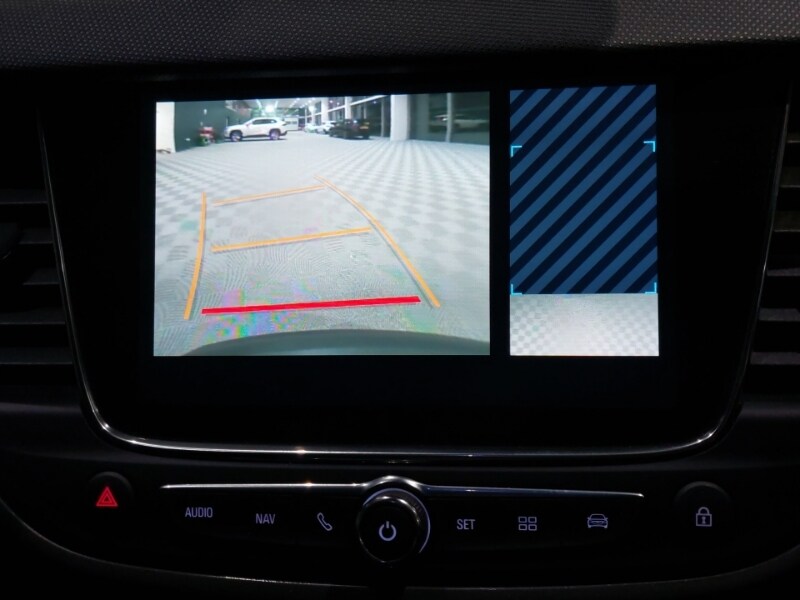 Used Vauxhall Crossland 2022 for sale - 76602502: Photo 11