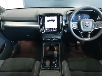 Used Volvo XC40 2025 for sale - 78928566: Photo
