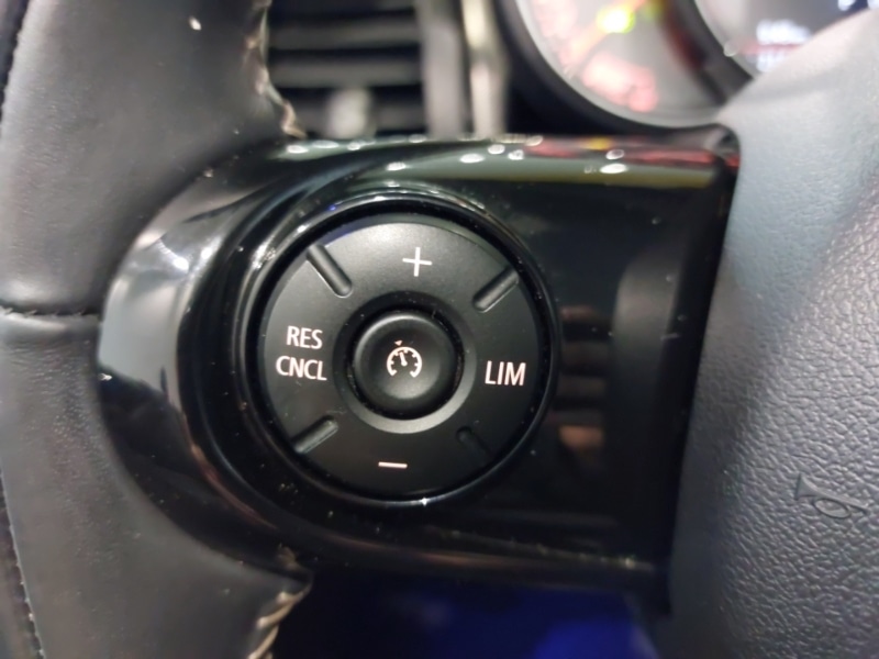 Used MINI Convertible 2019 for sale - 76713700: Photo 14