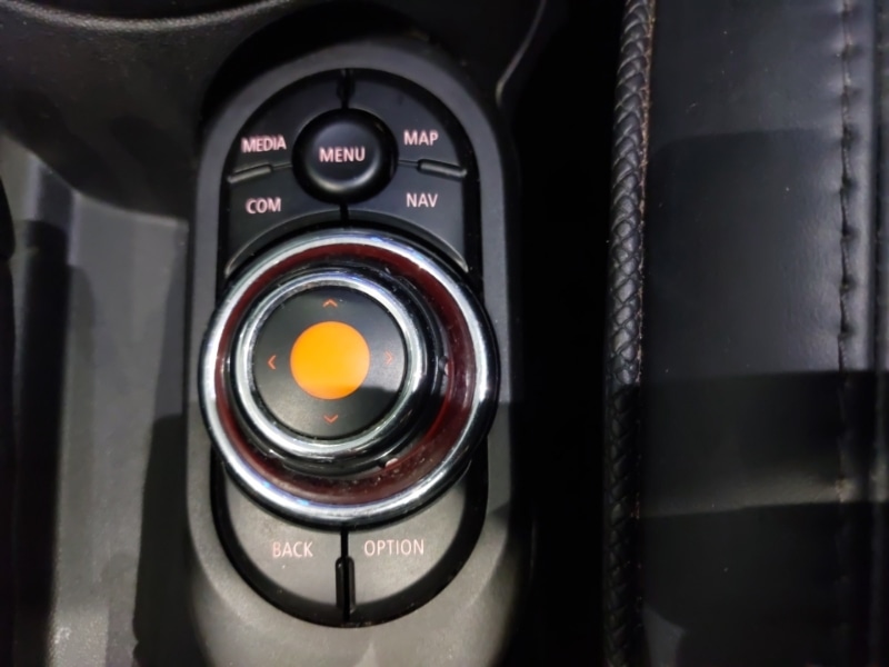 Used MINI Convertible 2019 for sale - 76713700: Photo 16