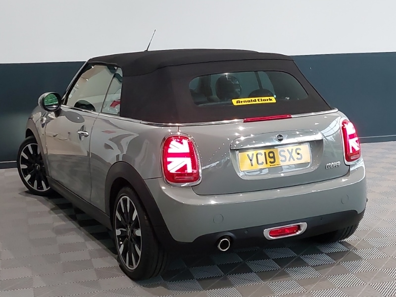 Used MINI Convertible 2019 for sale - 76713700: Photo 3