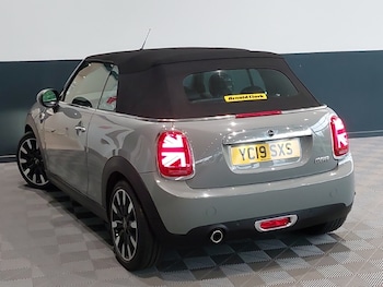 Used MINI Convertible 2019 for sale - 76713700: Photo