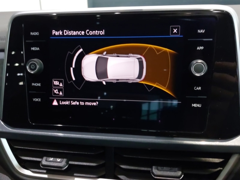 Used Volkswagen T-Roc 2023 for sale - 77610792: Photo 11