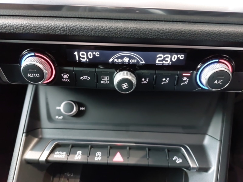 Used Audi Q3 2022 for sale - 76354643: Photo 14