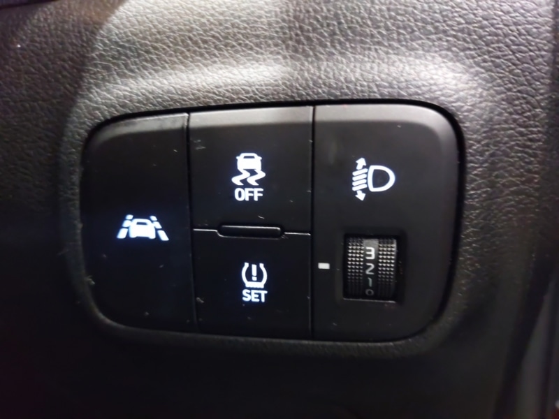 Used Hyundai i10 2023 for sale - 77573202: Photo 19