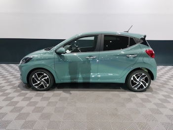 Used Hyundai i10 2023 for sale - 77573202: Photo