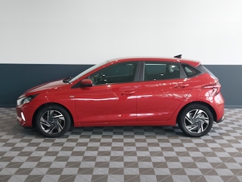 Used Hyundai i20 2023 for sale - 78928585: Photo