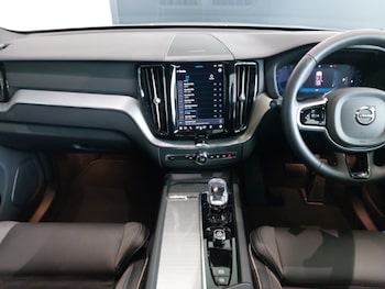 Used Volvo XC60 2024 for sale - 76183714: Photo
