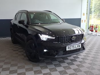 Used Volvo XC40 2025 for sale - 79786630: Photo