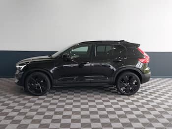 Used Volvo XC40 2025 for sale - 79786630: Photo