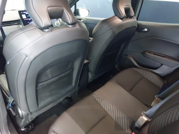 Used Renault Clio 2024 for sale - 76233371: Photo 6