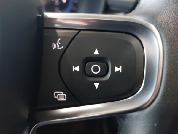 Used Volvo XC40 2024 for sale - 75750895: Photo 16