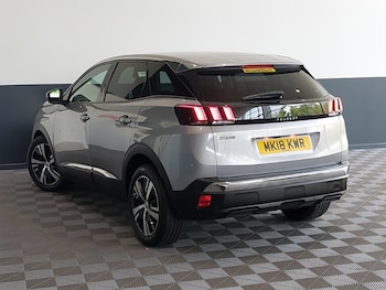 Used Peugeot 3008 2018 for sale - 79356476: Photo