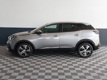 Used Peugeot 3008 2018 for sale - 79356476: Photo