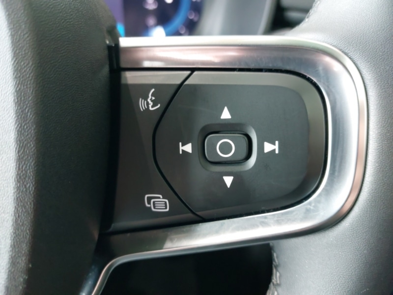 Used Volvo XC40 2025 for sale - 78023815: Photo 15