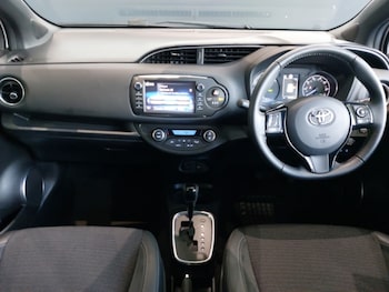 Used Toyota Yaris 2018 for sale - 78269253: Photo