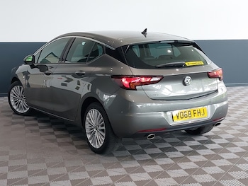 Used Vauxhall Astra 2018 for sale - 78684176: Photo