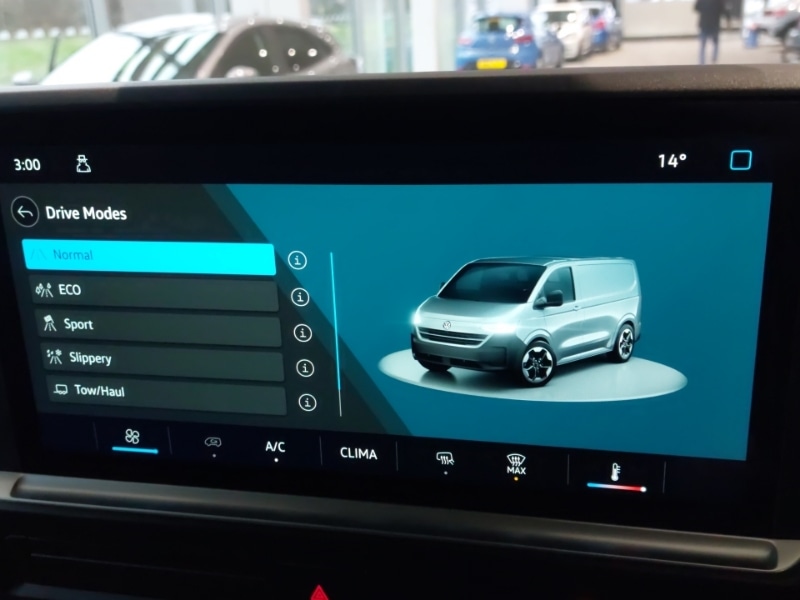 Used Volkswagen Transporter 2025 for sale - 77454076: Photo 16