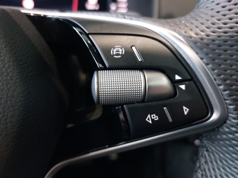 Used Skoda Karoq 2024 for sale - 75976835: Photo 16