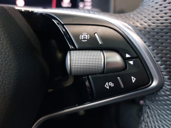 Used Skoda Karoq 2024 for sale - 75976835: Photo 16