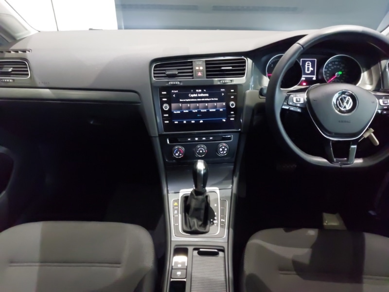 Used Volkswagen Golf 2019 for sale - 76484222: Photo 2