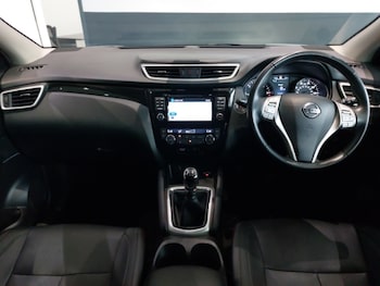 Used Nissan Qashqai 2016 for sale - 75618045: Photo